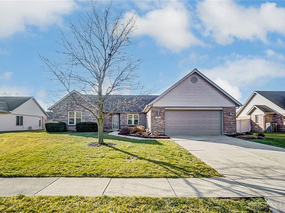 1st image of 804 Plover Ln