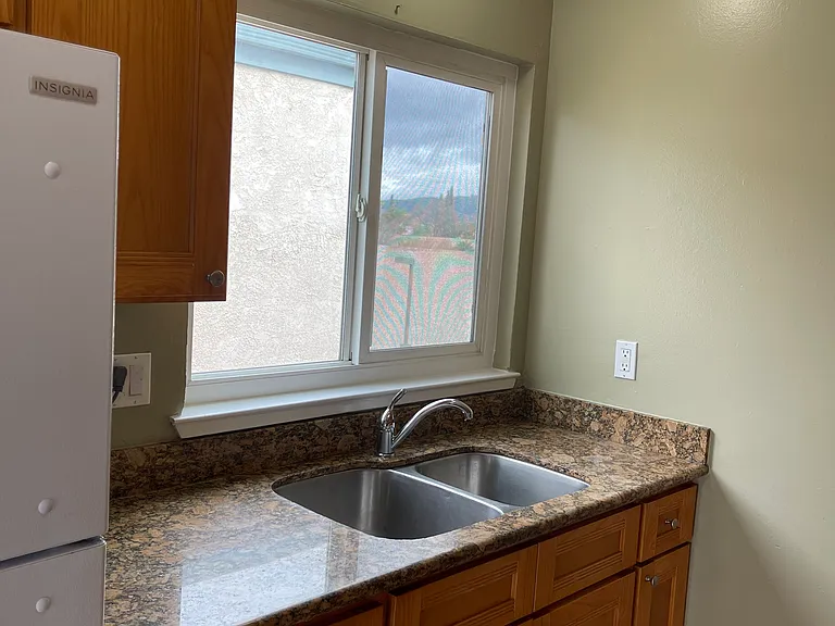 1594 Crucero Dr #4 — Photo 18