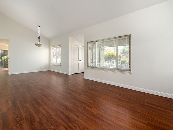5th image of 2291 River Bed Ct