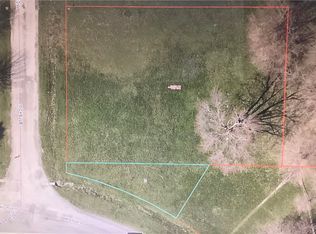 10 Michelle Ln, Warrensburg, IL 62573