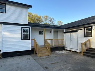 208 Craven St #208, Wallace, NC 28466