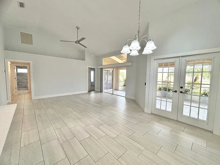 12396 Kelly Sands Way — Photo 7