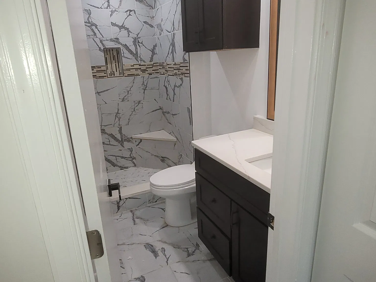 9921 Valley Park Dr — Photo 3