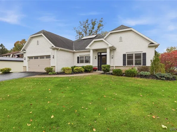 6790 Rivera Way, East Amherst, NY 14051