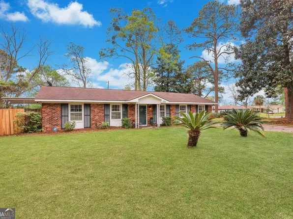 733 Dyches Dr, Savannah, GA 31406
