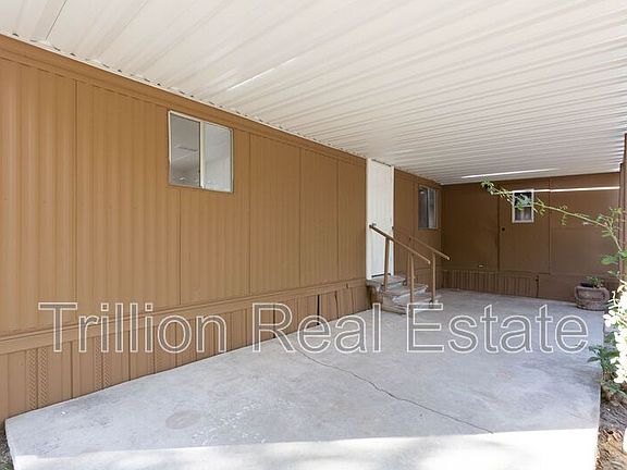 2nd image of 44041 Thomas St
