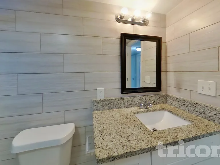 124 Upsala Rd — Photo 15
