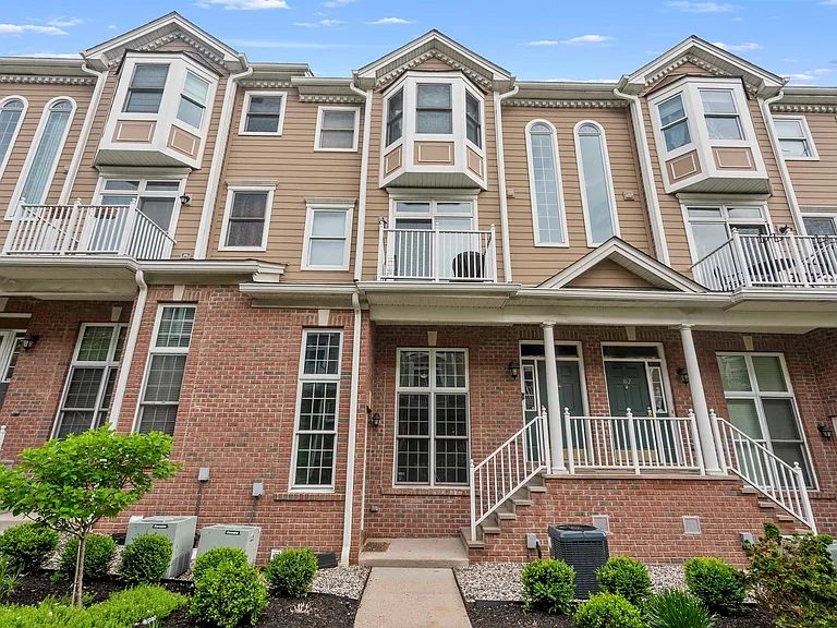 360 Oswego Ct #360 — Photo 23