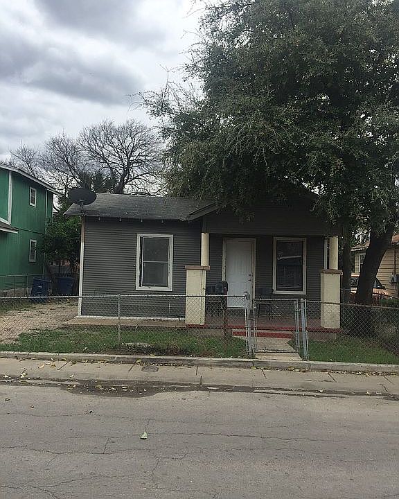 1st image of 202 Sonora St