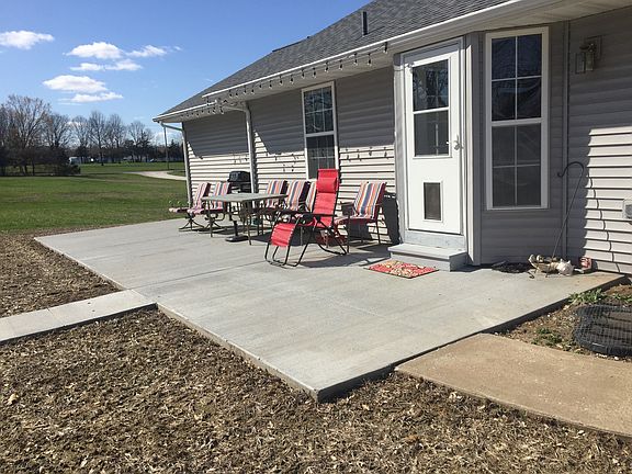 2nd image of 130 Southview Dr