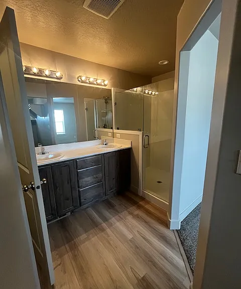 2625 E 600 N — Photo 4