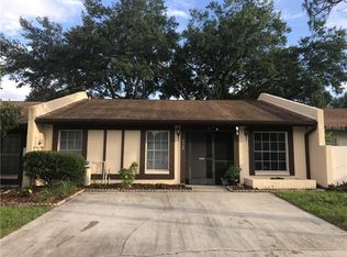7717 Glades Ct, Temple Terrace, FL 33637