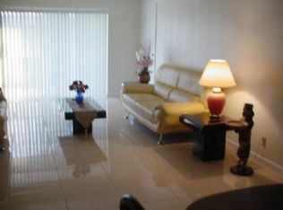 6221 Bay Club Dr APT 4, Fort Lauderdale, FL 33308