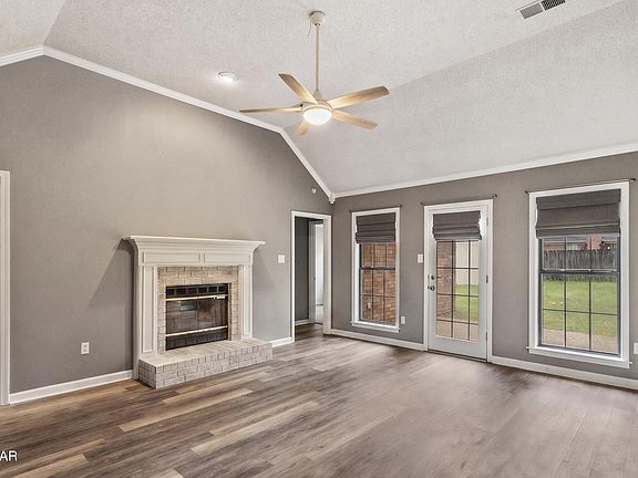 4th image of 6557 W Grove Dr
