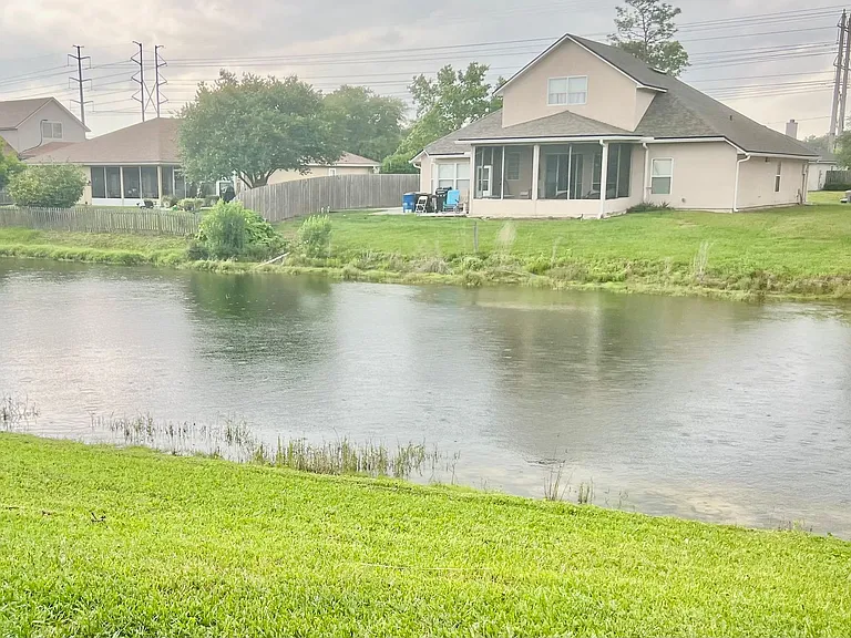 3037 Captiva Bluff Cir — Photo 37