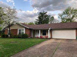 427 Brass Lamp Dr, Ballwin, MO