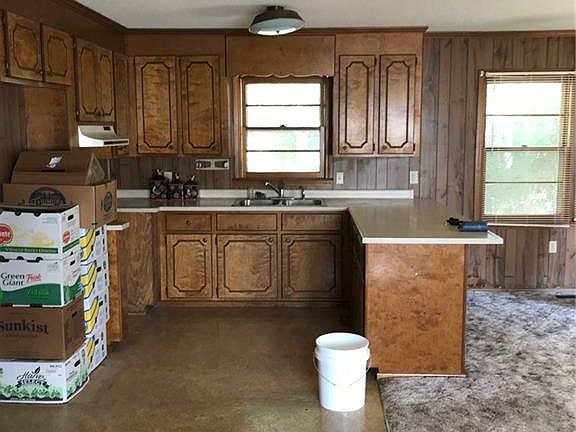 4th image of 1021 Lakemont Dr