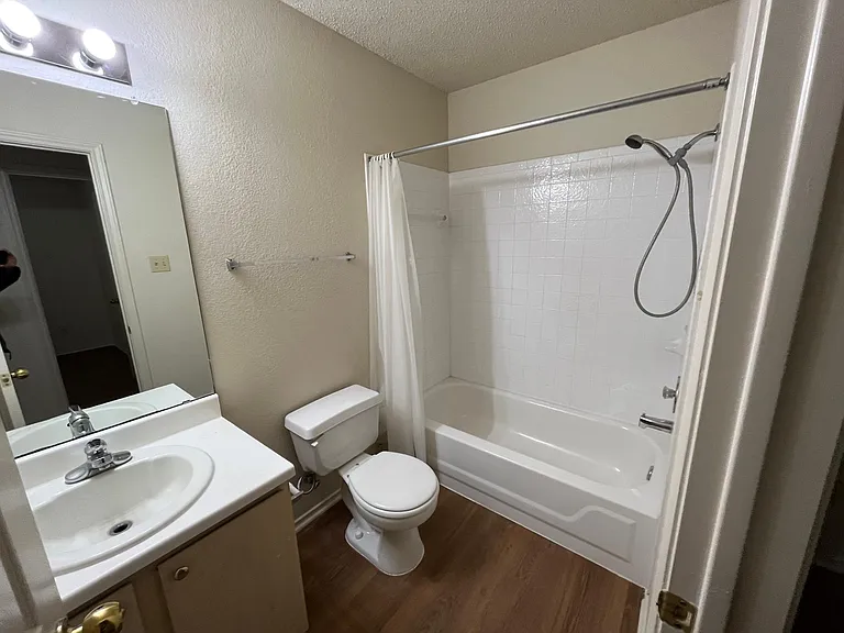 862 Latteridge Dr — Photo 19