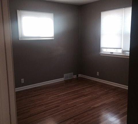 5th image of 7523 Ontario St