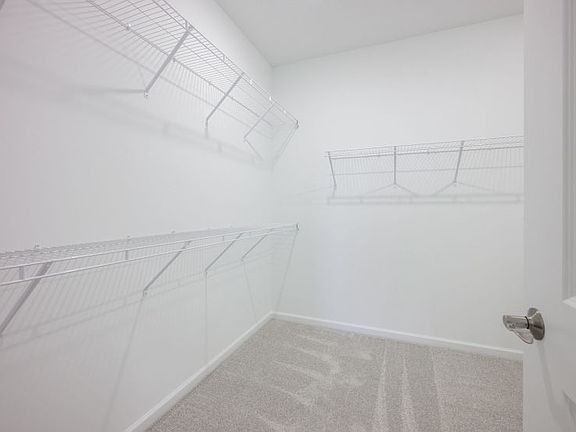 Owner s Walk-In Closet