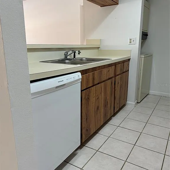 13608 S Village Dr #8203 — Photo 7