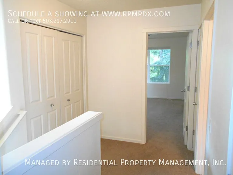 2095 NE Sheffield Ave — Photo 11