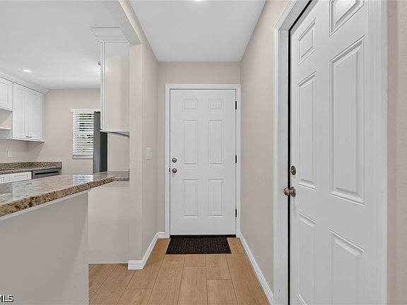 5th image of 1367 Bunker Way