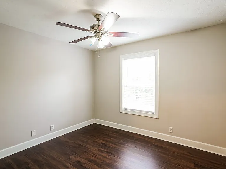 1636 Bridgecrest Dr — Photo 14