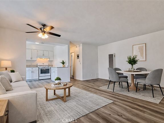 2nd image of 815 N Rose Ave #6