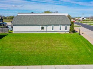 2200 Dickinson Rd #9, De Pere, WI 54115