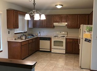 38592 Cypress Meadow Dr, Clinton Township, MI 48036