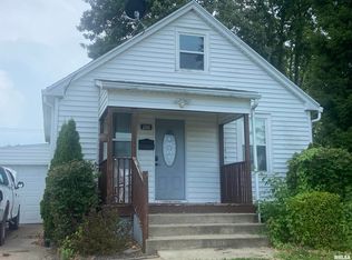 2908 Lind St, Quincy, IL 62301