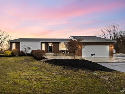 6741 Cole Rd, Orchard Park, NY, 14127