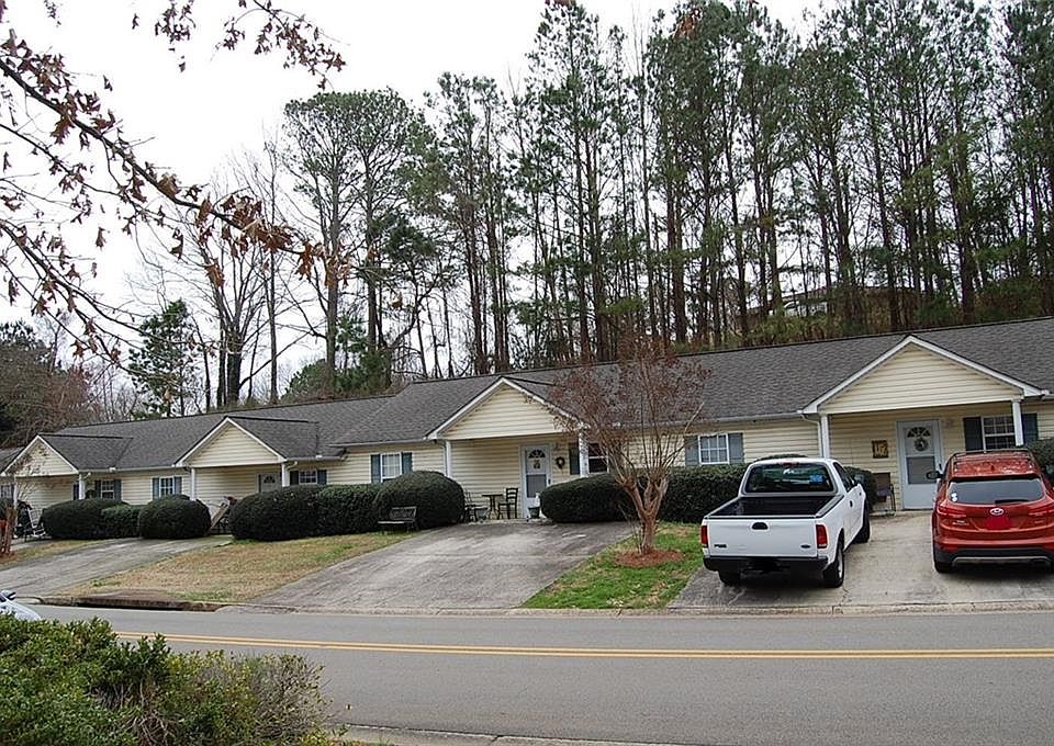 2nd image of 172 Jacobs Way APT B