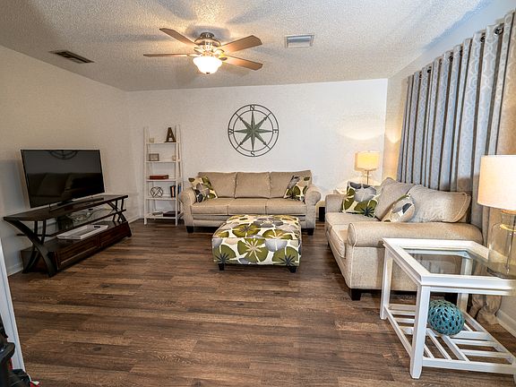 3rd image of 1 Windrush Blvd APT 70