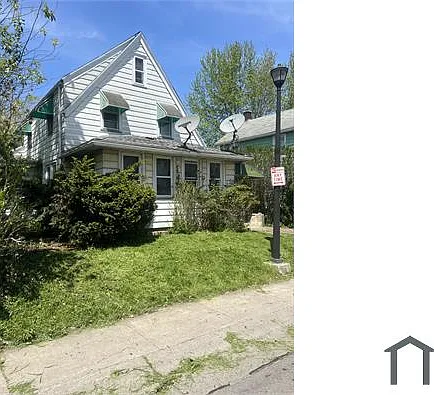 89 Angle St — Photo 2