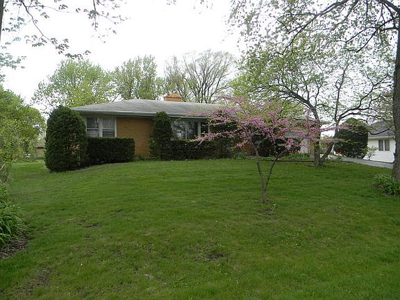 2nd image of 23W622 Ardmore Ave