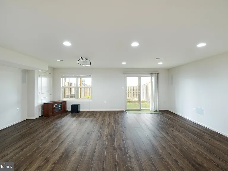 42557 Dreamweaver Dr — Photo 35