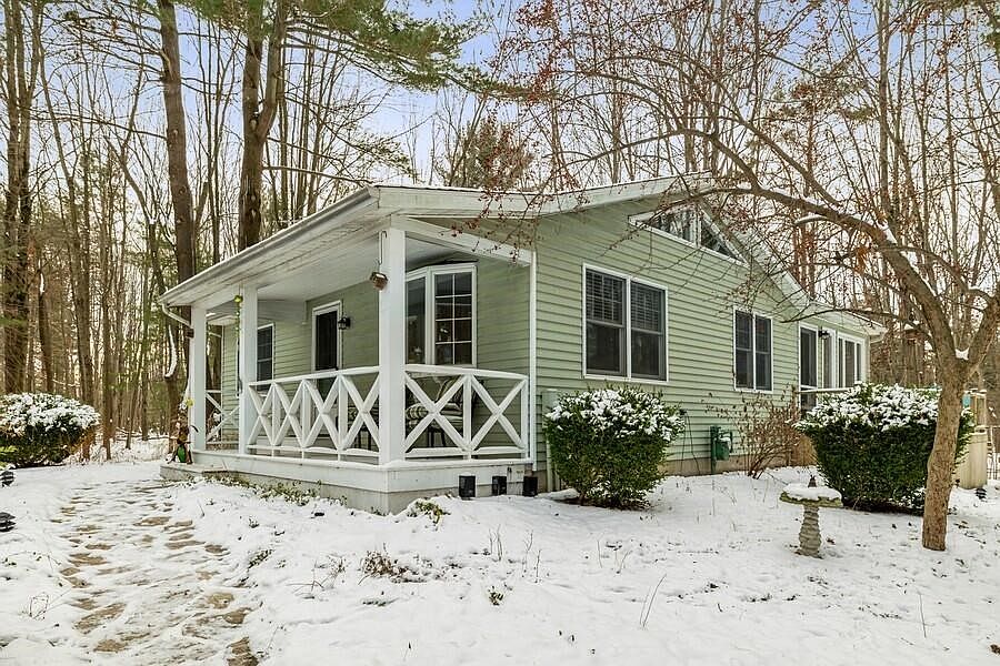 1st image of 6075 Mandy Ln