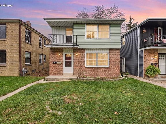 2nd image of 3619 S Clement AVENUE #3621