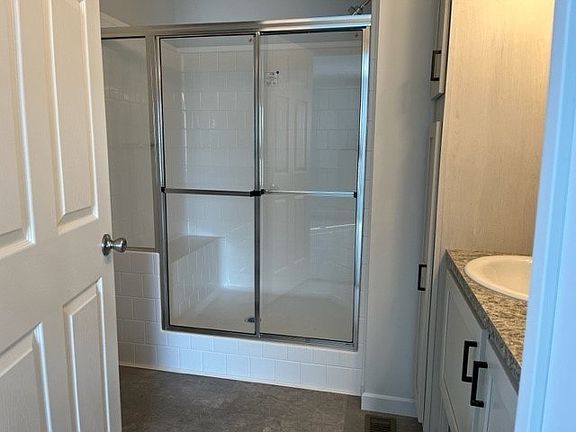 5th image of 57400 Bedford Blvd #684