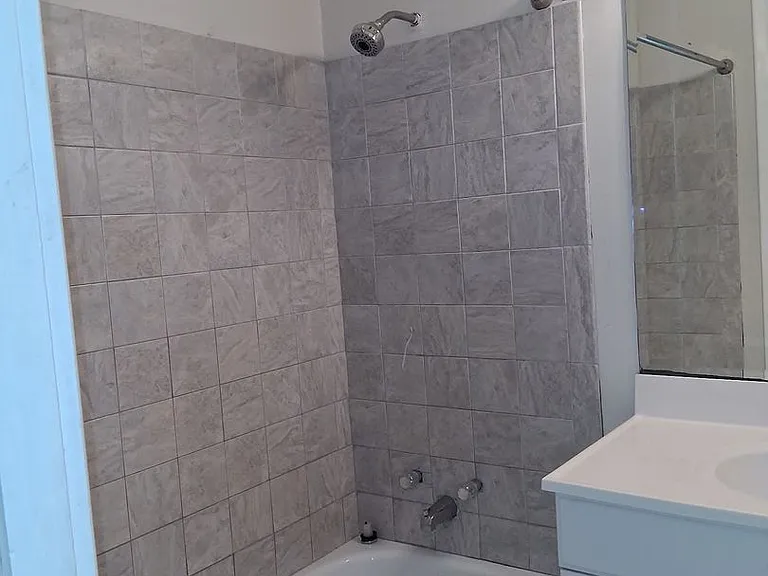 1421 Winchester St — Photo 11