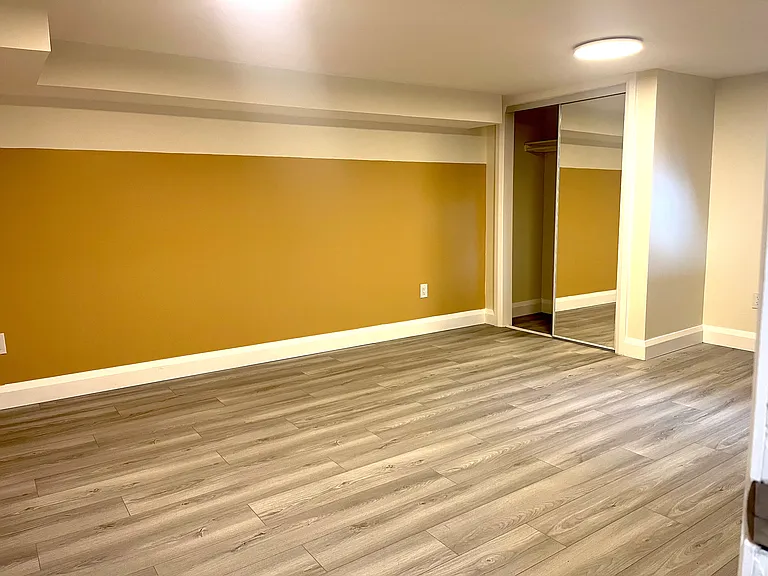 944 Fairlawn Ave #2 — Photo 14