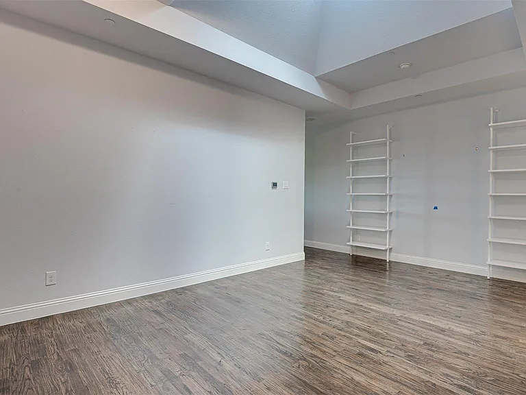 8447 Jacobs St — Photo 18