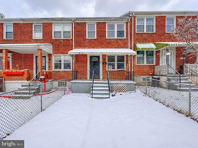 165 Hampshire Rd — Photo 40