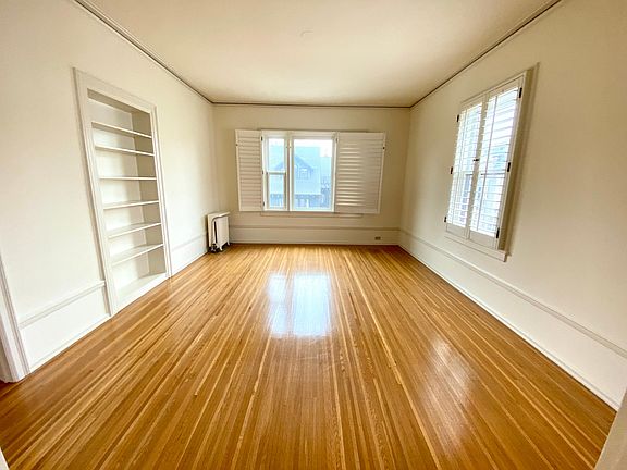 3rd image of 2595 Washington St #9
