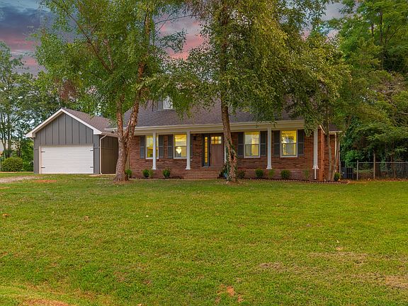 2nd image of 1119 Peninsula Dr