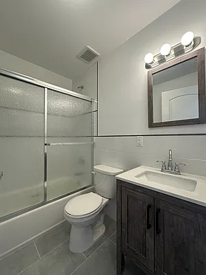 Rented by Bella Realty Corp of NY | media 15