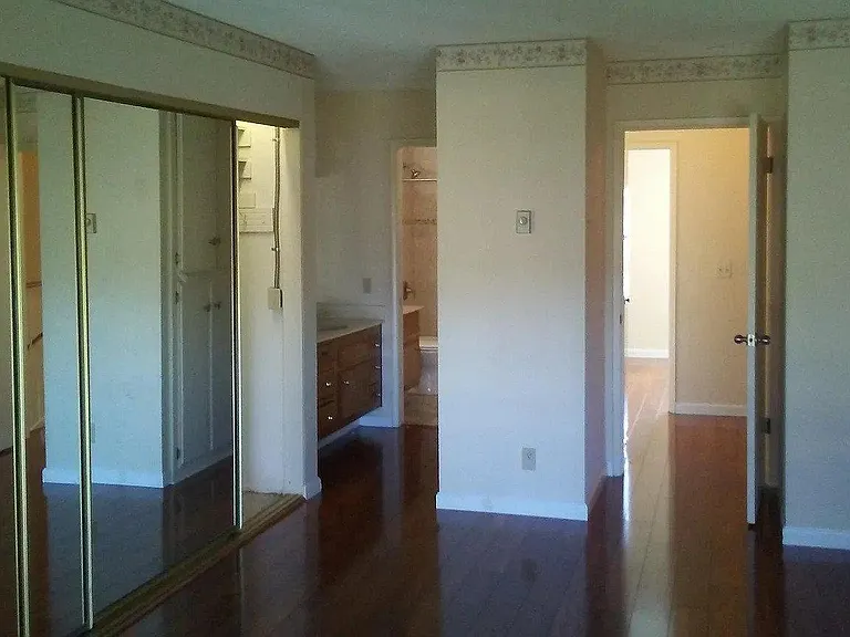 548 Mills Way — Photo 4