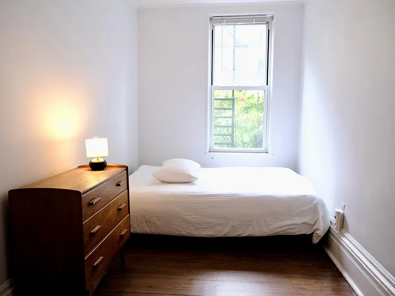 934 Willow Ave #2 — Photo 6